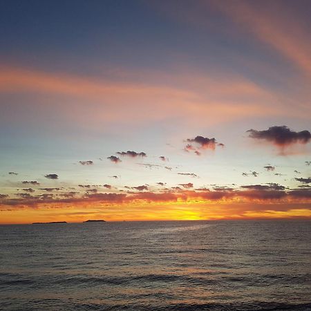 Sunset Studios بورش المظهر الخارجي الصورة