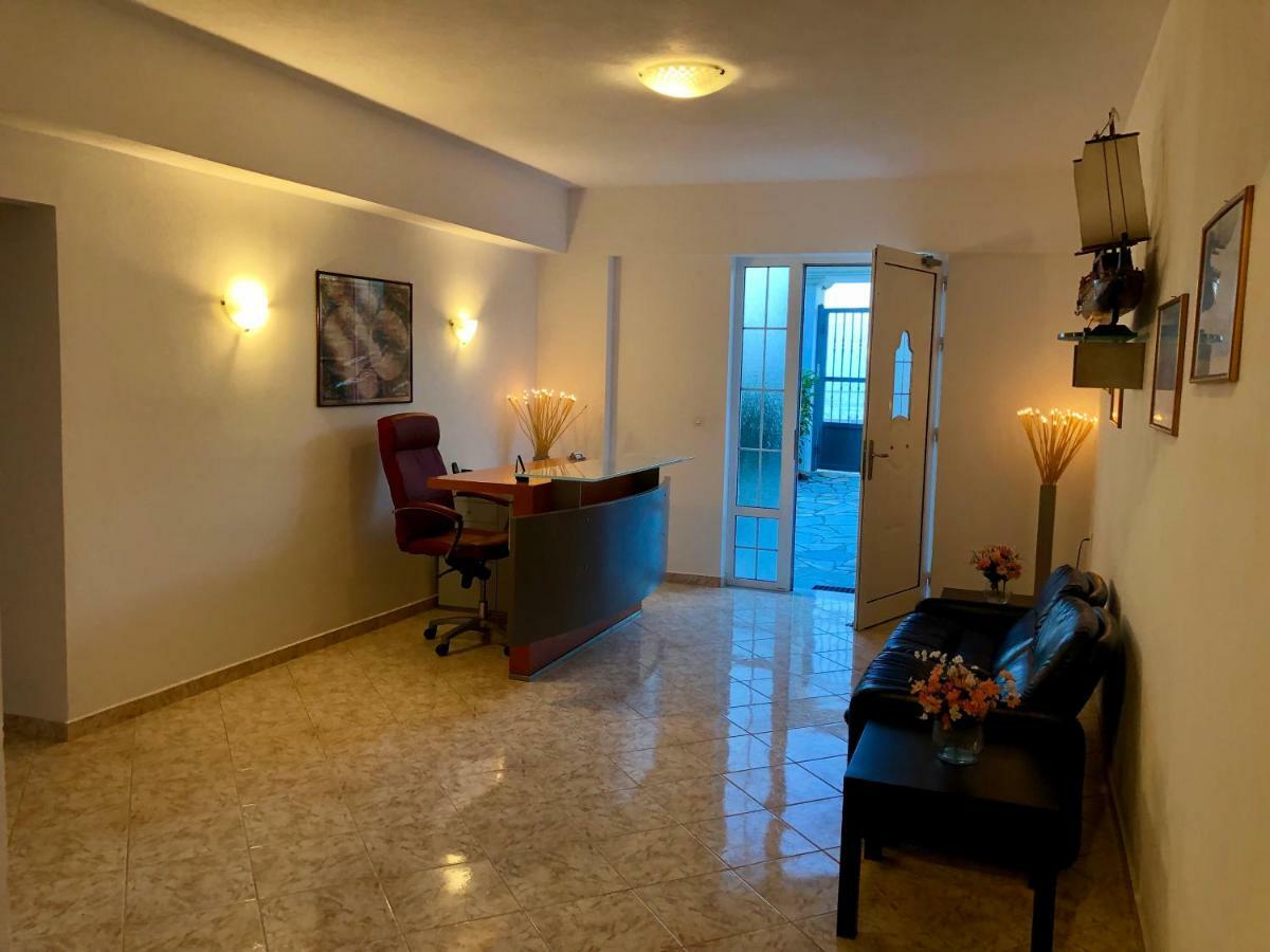 Sunset Studios بورش المظهر الخارجي الصورة
